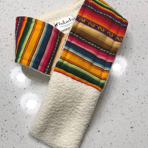 NWOT Multicolor dog/cat scarf - Picture 3 of 3